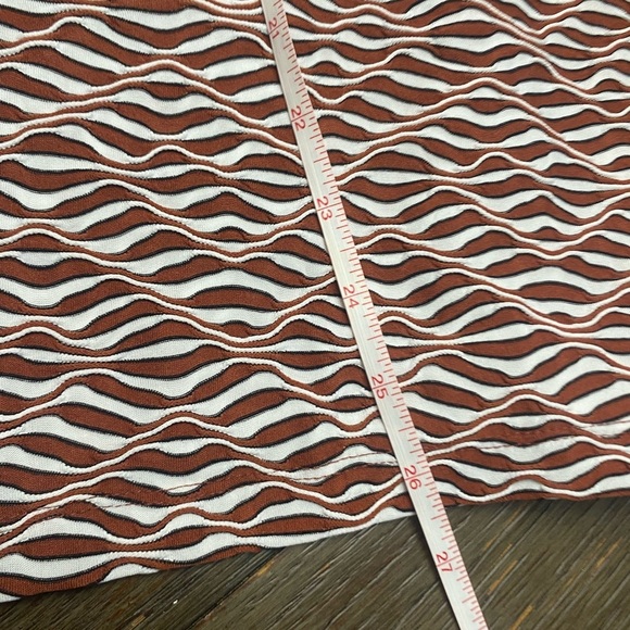 Ava Viv Top Womens 2X Long Sleeve Blouse Rust Brown White Textured Wavy blouse - Picture 6 of 6